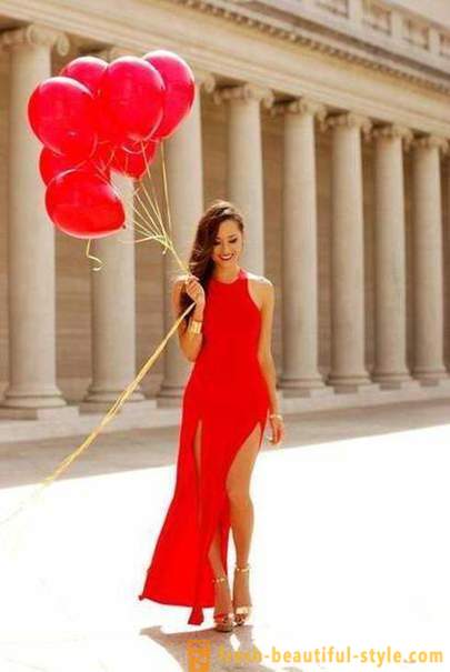 Sort kjole med røde: stiler, hva du skal ha