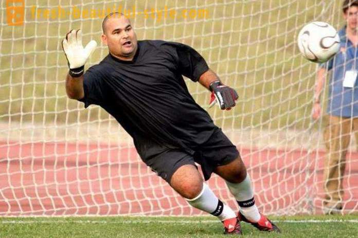 José Luis Chilavert, Paraguay fotball goalie: biografi, prestasjoner i idrett