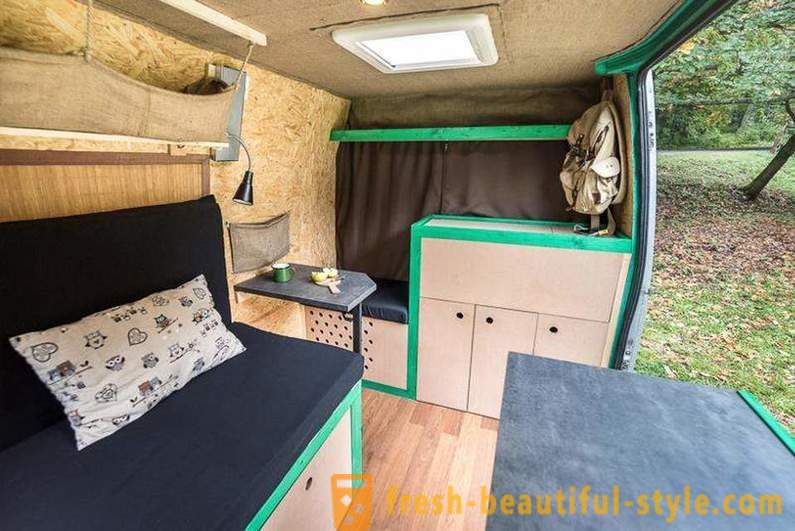 Koselig og komfortabel mobile hjem 16-åringen van