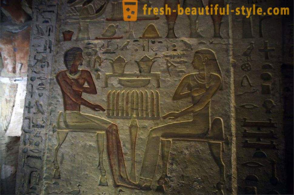 I Egypt, oppdaget graven til en prest