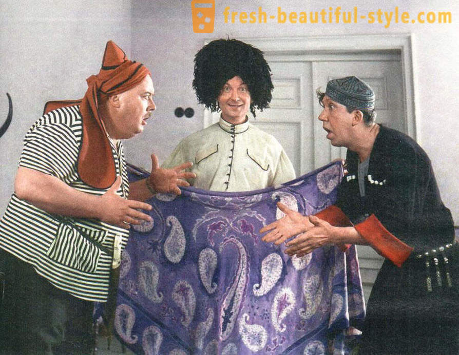 Detalj av den berømte trioen Heroes of sovjetiske komedier