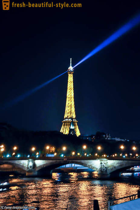 Gå over broene i Paris