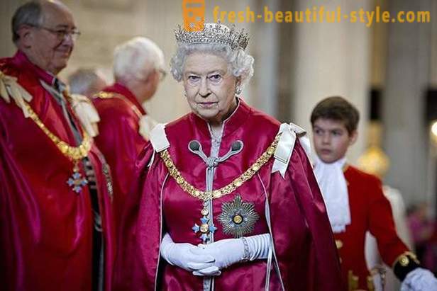 15 rikeste monarker av verden