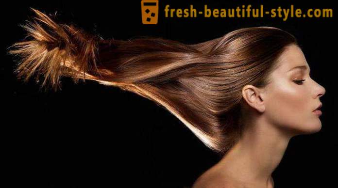 Hvordan du raskt tørke håret uten en hårføner? Vi retter skjønnheten i nødsituasjoner!